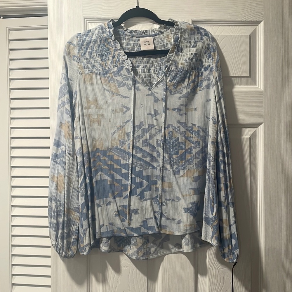 Knox Rose Blouse Long Sleeve with Smocked Top NWT